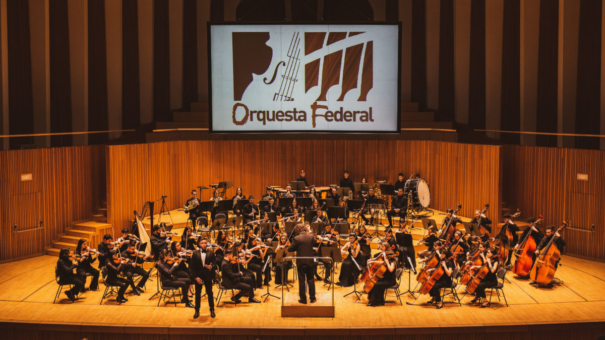 La Joven Orquesta Sinfónica de la FSMCV y los Violincheli Brothers presentan el concierto New Emotions en el Otoño Musical Soriano.